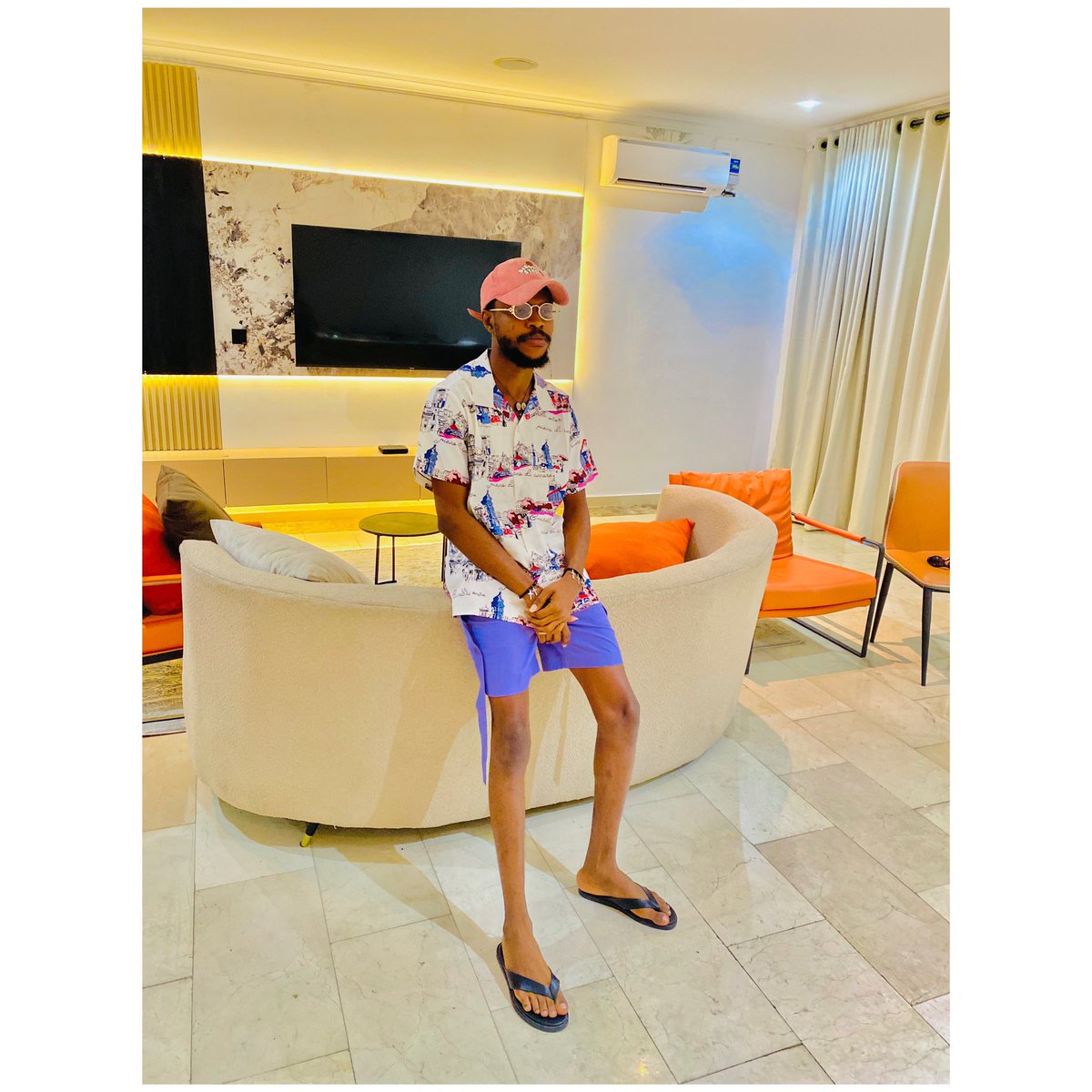 Laughternista's tweet photo. Asaba…. I make cloths on demand

#Asake #Jarvis #Rema #Blum https://t.co/suR8vZre96