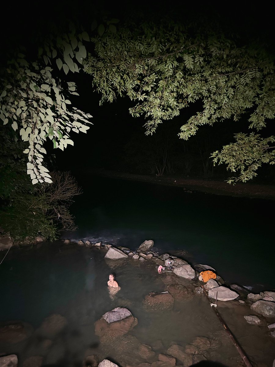 雨夜野温泉 https://t.co/PotjFrKEzn