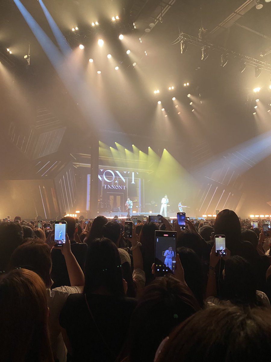 atthgin's tweet image. ปล่อยริสแบนต่อ หลังจบนนท์ 250  ค่ะ มี 1 เส้น #PEPSIpresentsTpopconcertfest3