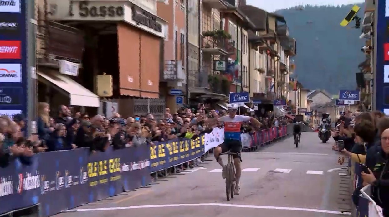 Europei gravel: Martin Stošek vince in solitaria il titolo maschile