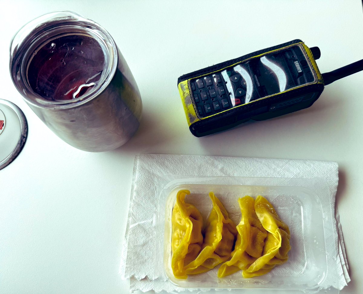 Sunday Lunch - If you know, you know ☺️ Still the best job in the world 🚑