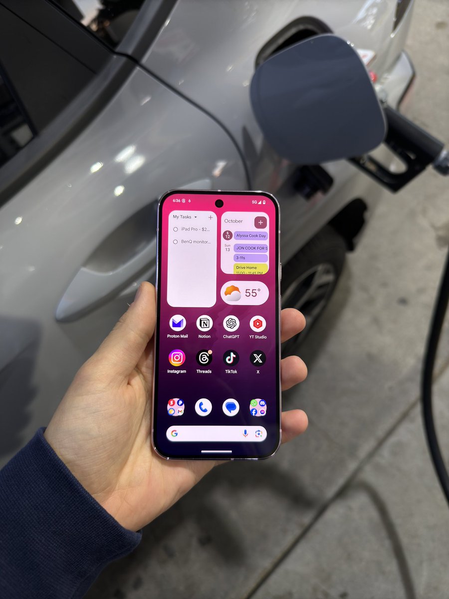 jonvaliagas's tweet photo. I might start using the Pixel 9 Pro as my primary. https://t.co/MRAWJBr1Lu
