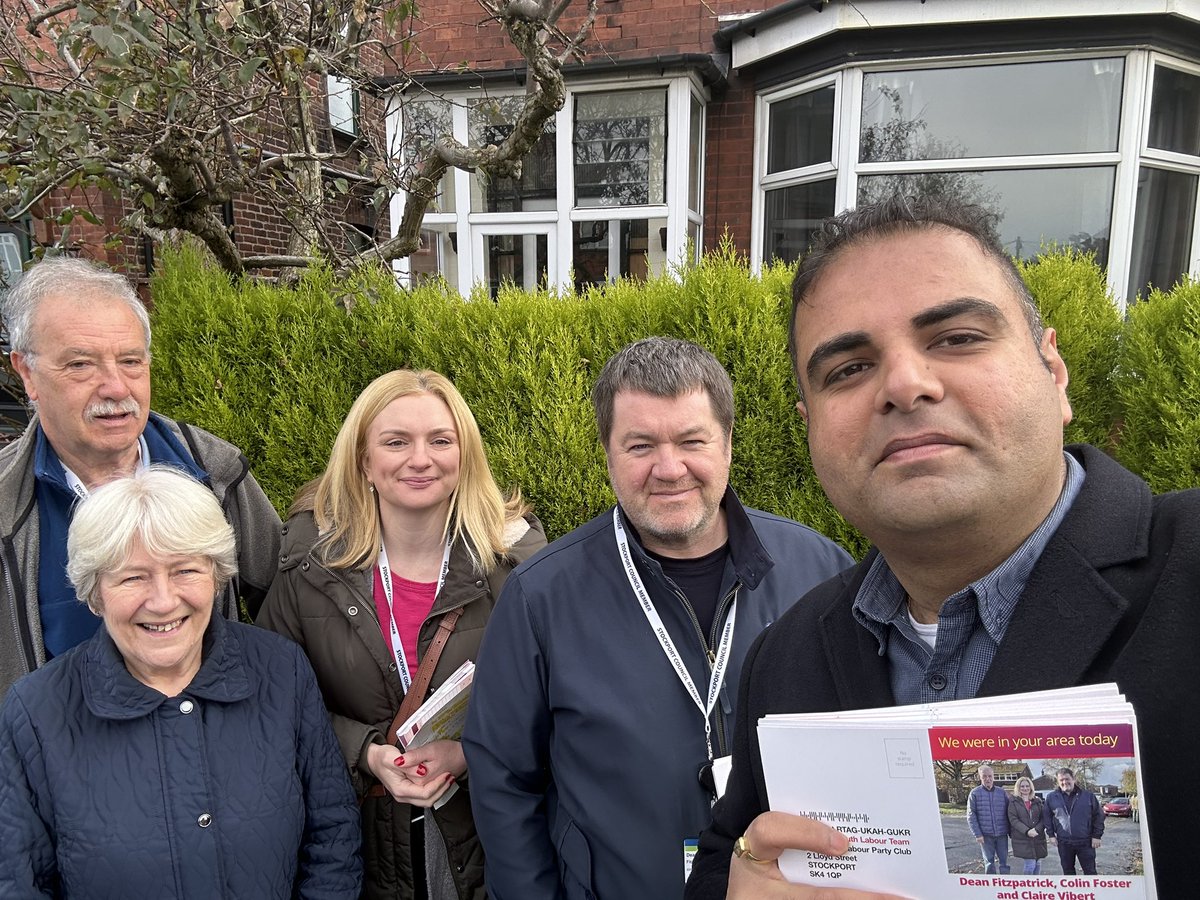 Claire Vibert (@clairevibert) on Twitter photo It was good to be joined by <a href="/NavPMishra/">Navendu Mishra</a> on the doorstep in Heatons South this morning! It was good to be joined by <a href="/NavPMishra/">Navendu Mishra</a> on the doorstep in Heatons South this morning!