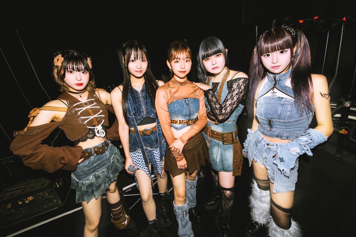 JINKS_official_'s tweet photo. ＼💚Thanks！💚／

10/13(日)at 福岡・DRUM Be-1
JINKS 1st oneman Tour
『Beginning Odyssey』

JINKS初ワンマンツアーファイナルご来場いただきありがとうございました❣️

新メンバーHinaも加わり、主催対バンツアー、バンドセットワンマンライブも決定しました！

◤￣￣￣￣￣￣￣￣￣￣￣￣◥ 
        JINKS Slayvie Tour
◣＿＿＿＿＿＿＿＿＿＿＿＿◢

1/18(土) at 福岡・evoL by GRANDMIRAGE
2/9(日) at 東京・WOMBLIVE
3/2(日) at 愛知・SPADE BOX
3/16(日) at 大阪・OSAKA MUSE

[FINAL]
BANDSET ONEMAN LIVE
福岡4/12(土) at 福岡トヨタホールスカラエスパシオ

チケット情報は後日お知らせいたします！

5人になったJINKSを引き続きよろしくお願いします！

 #JINKS