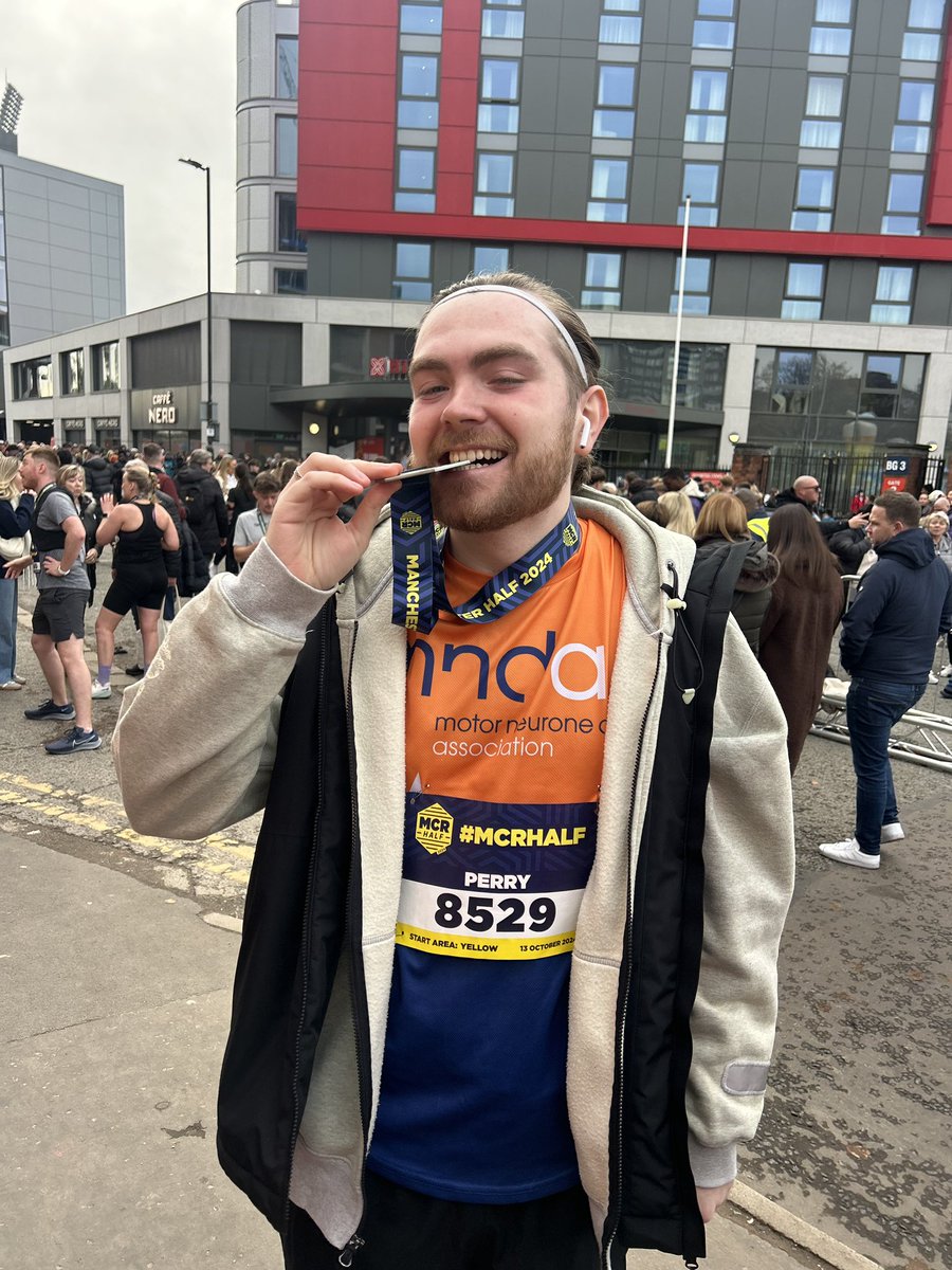 jakeperry97's tweet photo. Sub 2 hour half and over a grand raised for MNDA, time for a well earned pint 🫡

Nice one to everyone that donated 🙏 https://t.co/3Ndv5XzM81