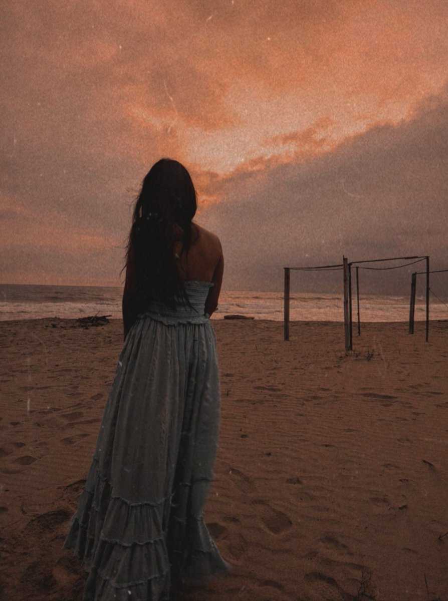 Alicjenn's tweet photo. Sunset lover 🌅 https://t.co/jyA4kIJKfA
