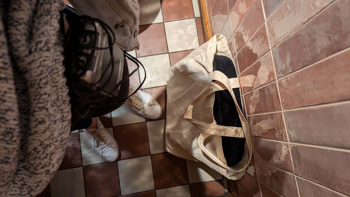 McgreevyNatalie's tweet image. 16 hrs per week in physio/ rehabilitation. Travel with my support cushion, #tensmachine &amp;amp; 4 types of #painmeds. Climbing stairs can leave me housebound for weeks &amp;amp; dizzy for hours. I have #peripheralneuropathy. The @DWPgovuk said I don&apos;t have a mobility issue. @DisRightsUK