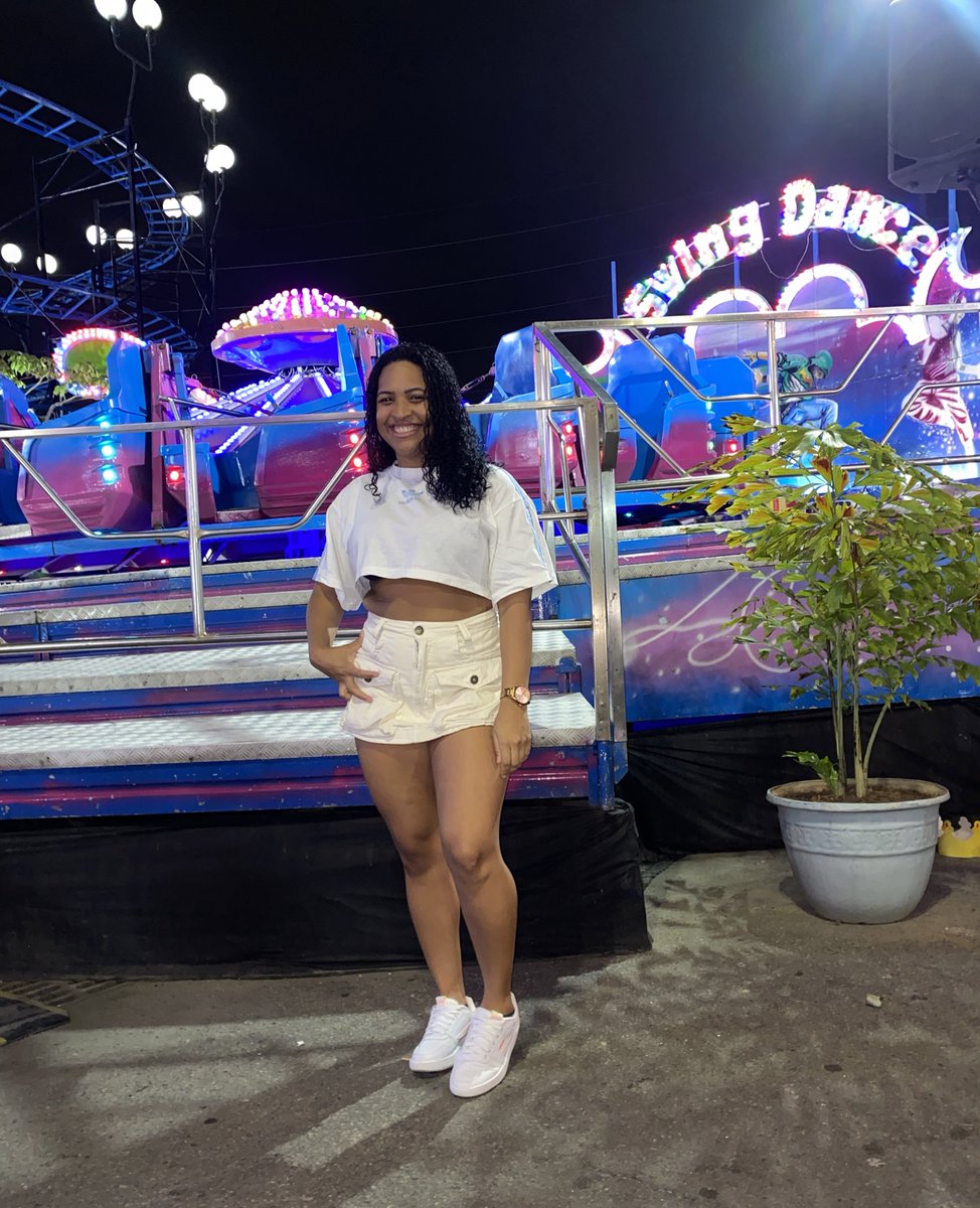 badgal_tay's tweet photo. 🎡🎢🎠 https://t.co/MXEiNcsj8H