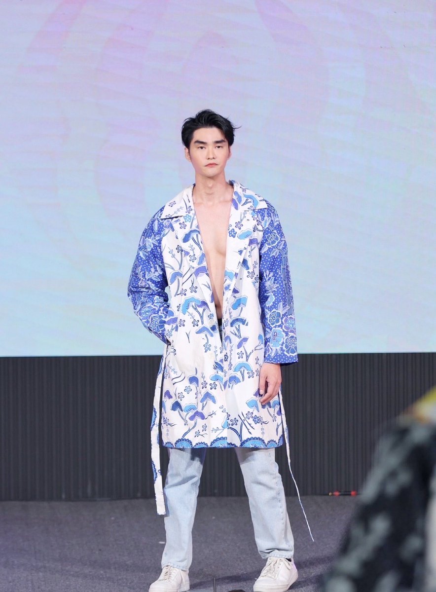 sunterry's tweet image. เมื่อสองวันก่อนครับ #MCOTNewJourney