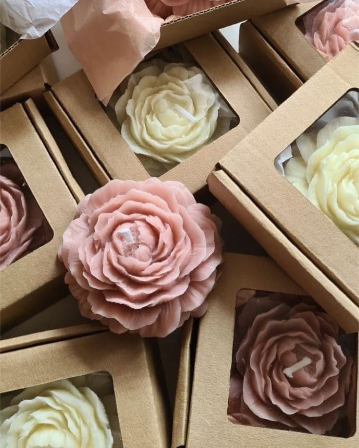 TheoTakeSera's tweet photo. We have these lovely scented candles prepared for you to take home. Enjoy your feasts and lovely souvenirs! https://t.co/rvljTz5pzv