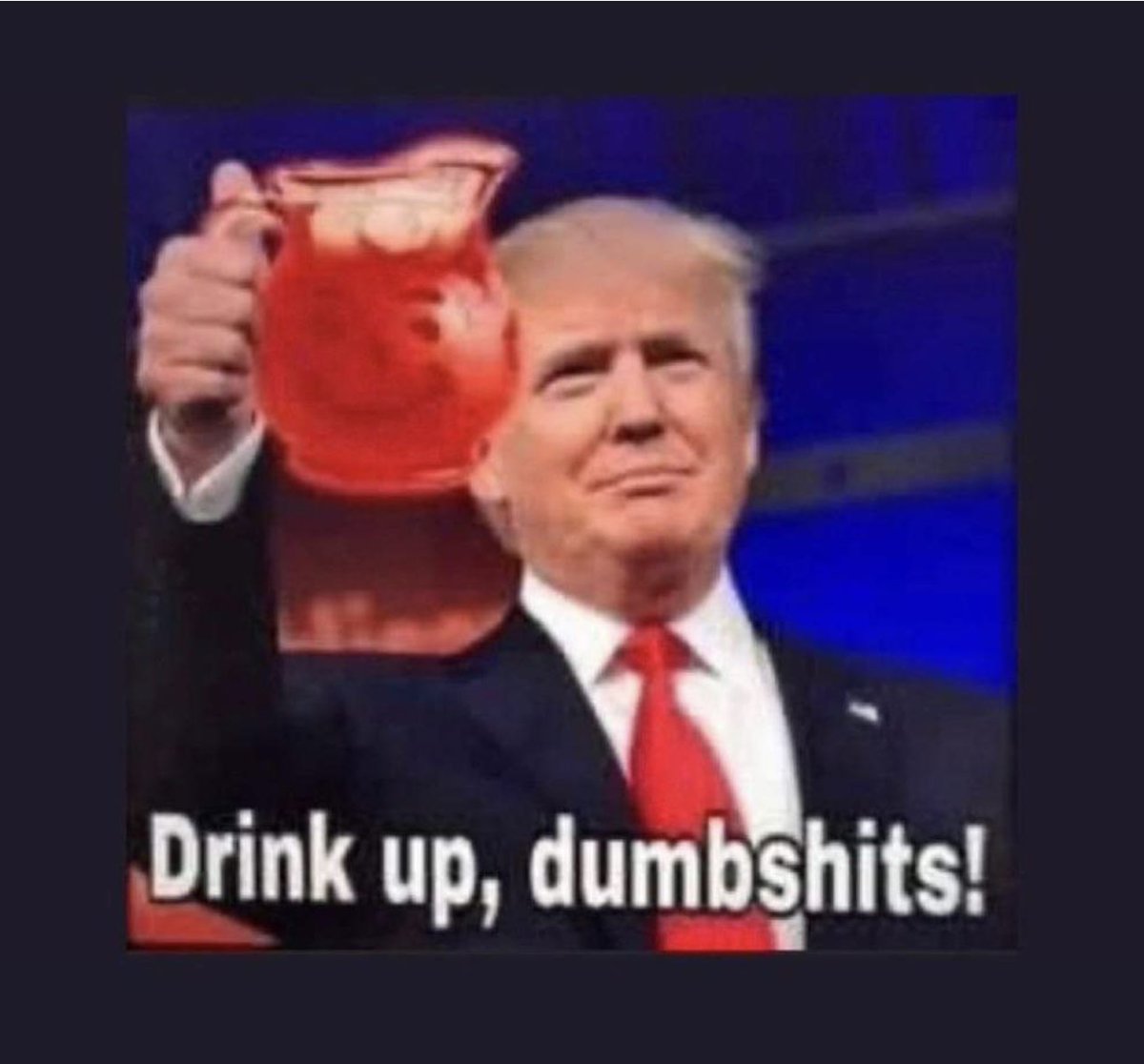 Hilarious MAGA IS DESPERATE 😂😂
They have black men or BOTS saying it’s wrong for a black man to tell you to vote for a black woman🥜
Meanwhile these Blacks are telling you to vote for a CRAZY WHITE MAN 🤮🤮🤮