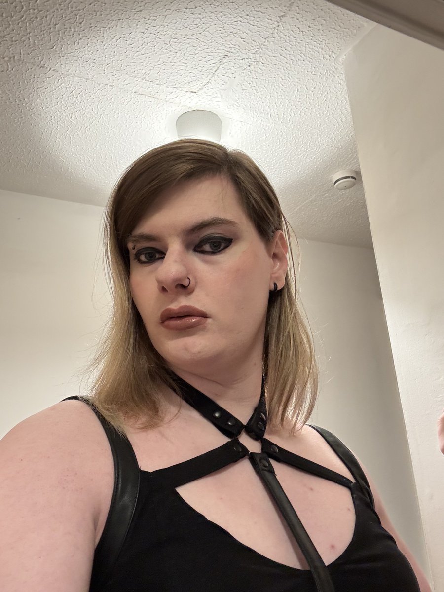 msgd_ghosty's tweet image. god i am so hot