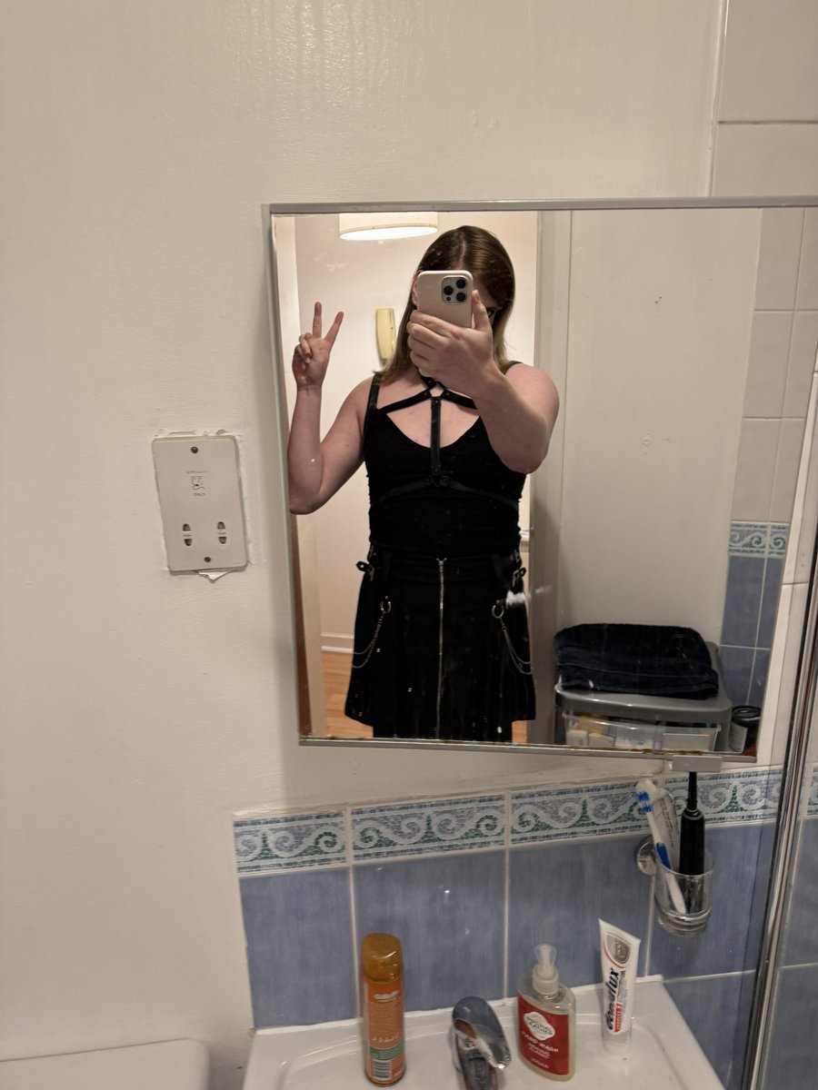 msgd_ghosty's tweet image. god i am so hot