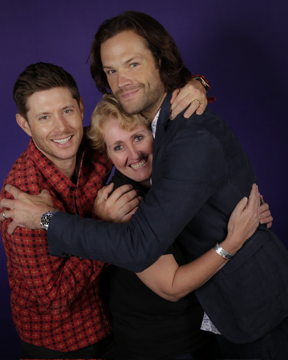 Five years ago today, I was lucky to have met <a href="/JensenAckles/">Jensen Ackles</a> and <a href="/jarpad/">Jared Padalecki</a> for what was my first time at a <a href="/CreationEnt/">Creation Entertainment</a> convention in Toronto. They have both been so kind to me every time I see them and give awesome hugs. <a href="/chrisschmelke/">Chris Schmelke</a> took this photo that day. Thanks and love xo