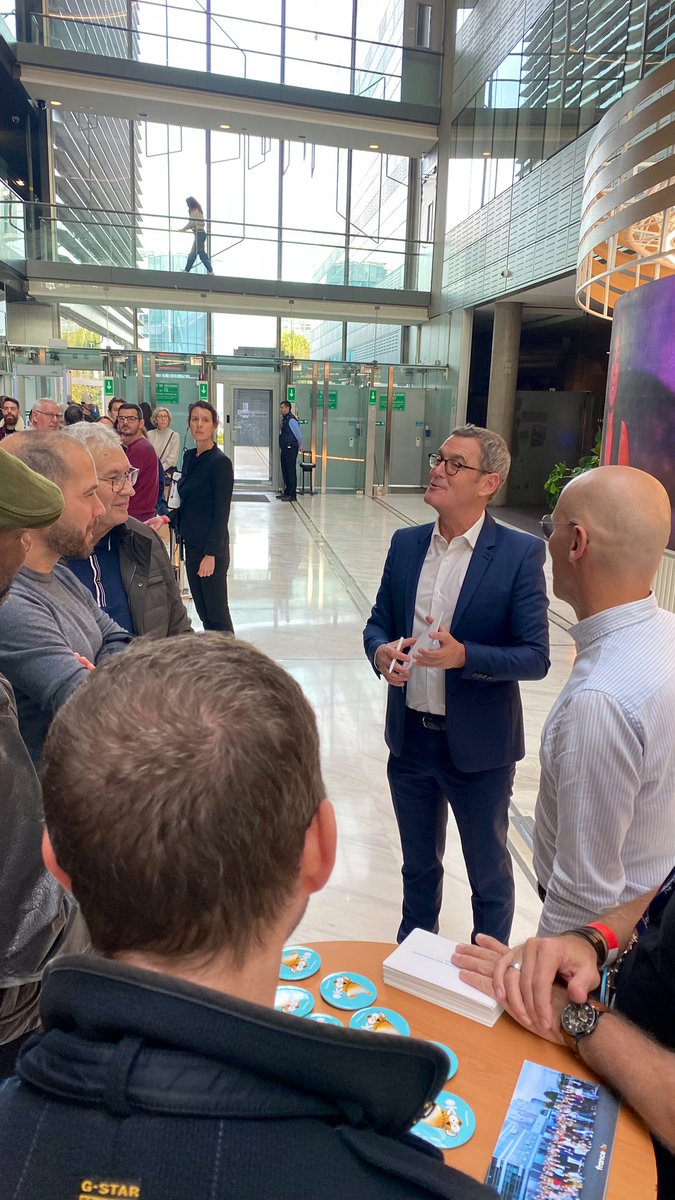 Alain Astarita (@alainastarita) on Twitter photo Ravi d’avoir croisé l’ami <a href="/letellier_ftv/">Francis Letellier</a> à la rencontre de nos téléspectateurs à l’occasion des #PortesOuvertesFranceTV Ravi d’avoir croisé l’ami <a href="/letellier_ftv/">Francis Letellier</a> à la rencontre de nos téléspectateurs à l’occasion des #PortesOuvertesFranceTV