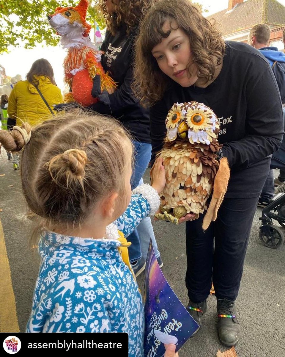 Some old friends were out and about at the <a href="/TWPuppetryFest/">Tunbridge Wells Puppetry Festival</a> today! Little Owl and Fox made an appearance and both, along with Old Deer and Squirrel, will be returning this December in Fearless Fox and the Christmas Star 🦊

Tickets at festivetw.com