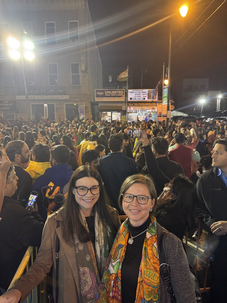 It’s been an exciting 72 hours of community events. From our debate hosted by the HPHA, to a midnight Navratri celebration on Newark Ave to the JC Columbus Day Parade to a Diwali celebration.❤️JC! #educationmatters #jerseycity #jerseycitynj <a href="/RobMenendez4NJ/">Rob Menendez</a> <a href="/miramira4/">Mira Prinz-Arey</a> <a href="/nioffe/">Natalia Ioffe</a>