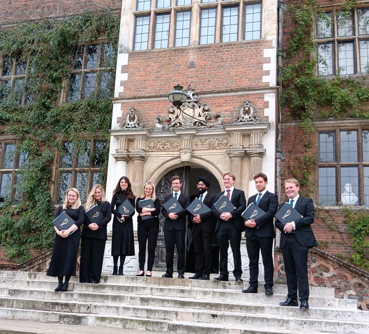NorthHertsGuildofSingers (@northhertsguild) on Twitter photo Members out in force today to see the amazing <a href="/RecordareC/">Recordare</a> conducted by <a href="/h_bradford96/">Harry Bradford</a> as part of the <a href="/HHChamberMusicF/">HHMusicFest</a>. A stunning performance in the glorious Marble Hall at Hatfield House. Members out in force today to see the amazing <a href="/RecordareC/">Recordare</a> conducted by <a href="/h_bradford96/">Harry Bradford</a> as part of the <a href="/HHChamberMusicF/">HHMusicFest</a>. A stunning performance in the glorious Marble Hall at Hatfield House.