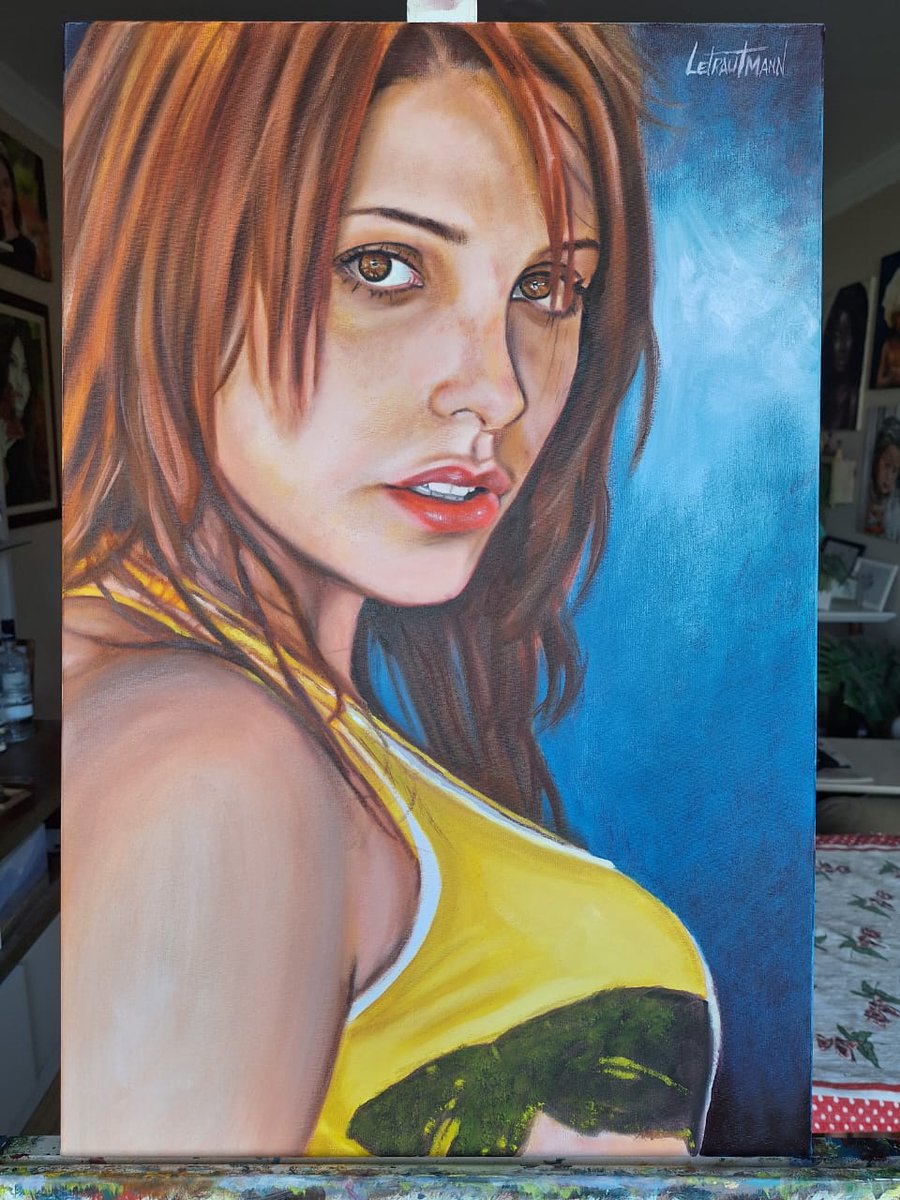 wagtrautmann's tweet photo. Para comemorar os 20 anos de Rebelde, pedi para o meu irmão fazer uma pintura realista da Pilar Gandía, minha personagem favorita que aprendi a amar. É uma forma que encontrei para homenageá-la, @karcossio . Espero que você goste, foi feito com muito amor e carinho. https://t.co/uKa8AOCr1b