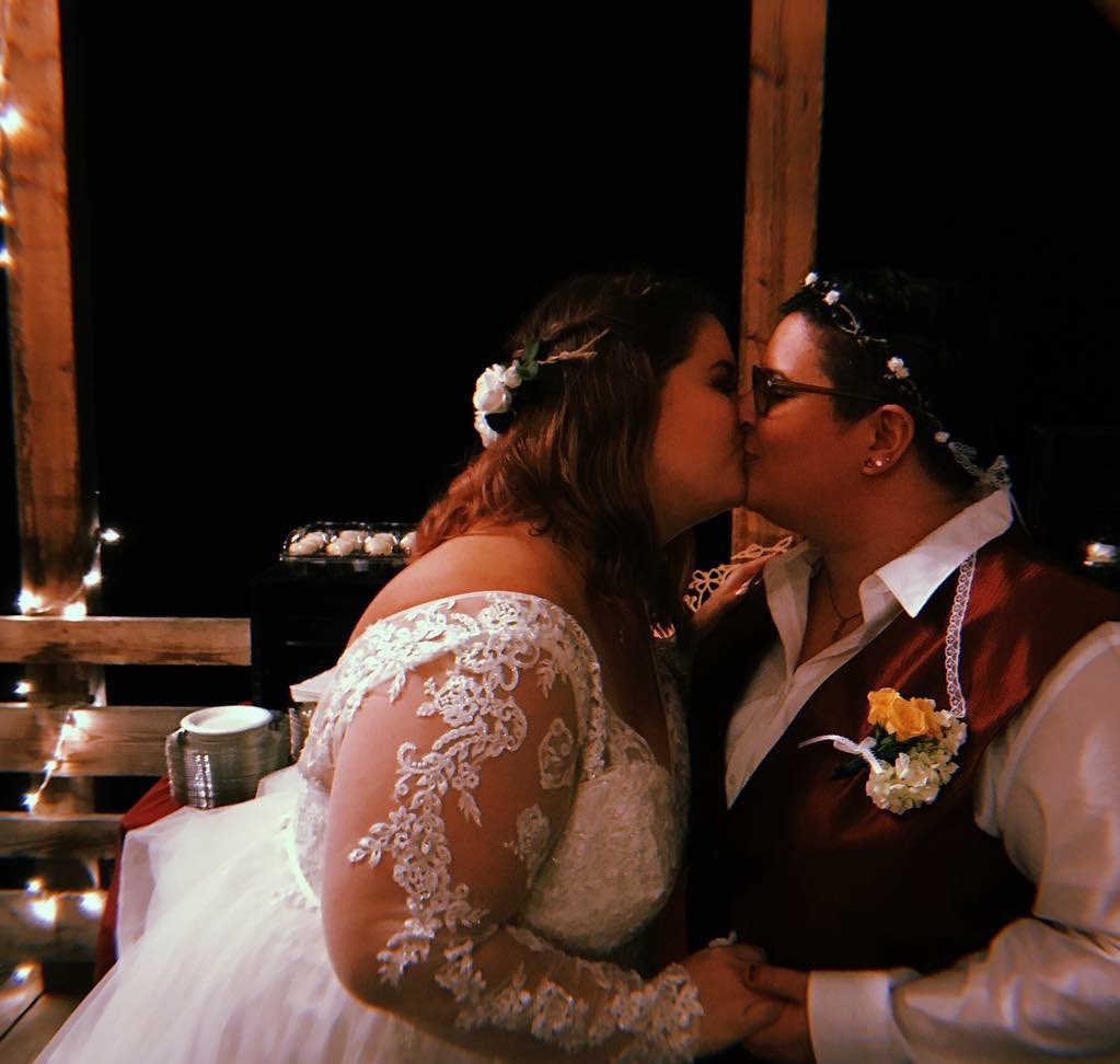 lalarke's tweet photo. Happy 6 year anniversary to my wonderful wife @PurahDarling  🧡🩷
WIFE!!!!!!!!!!!!!!!!! LOVE WIFE !!!!!!! https://t.co/mswzFmart7