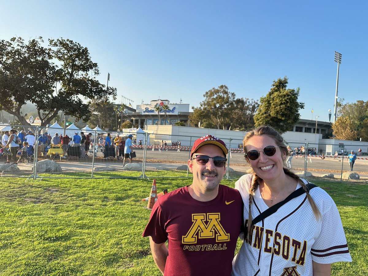 GeoffRasmussen's tweet photo. @Gaardsy @GopherFootball 〽️〽️ https://t.co/Ly0vJ0CP56