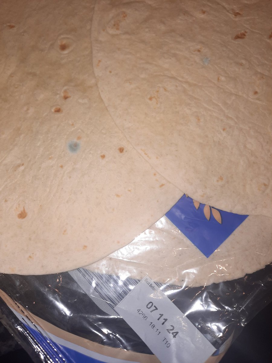 joemarr78's tweet photo. @AldiUK hi aldi. Mould on tortilla wraps dated 7th November? https://t.co/BhIk4UvrVt