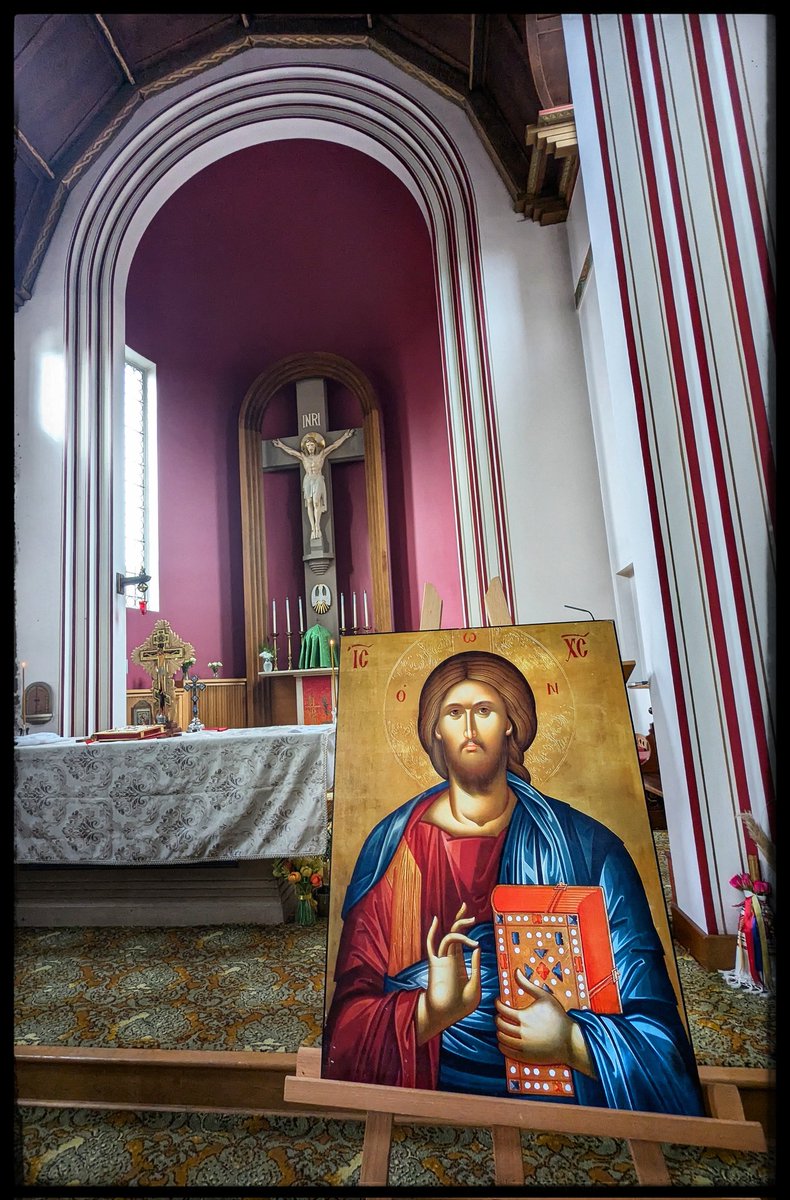 Rivers Johansson (@riversjohansson) on Twitter photo #ChristIsKing #ChristIsKing