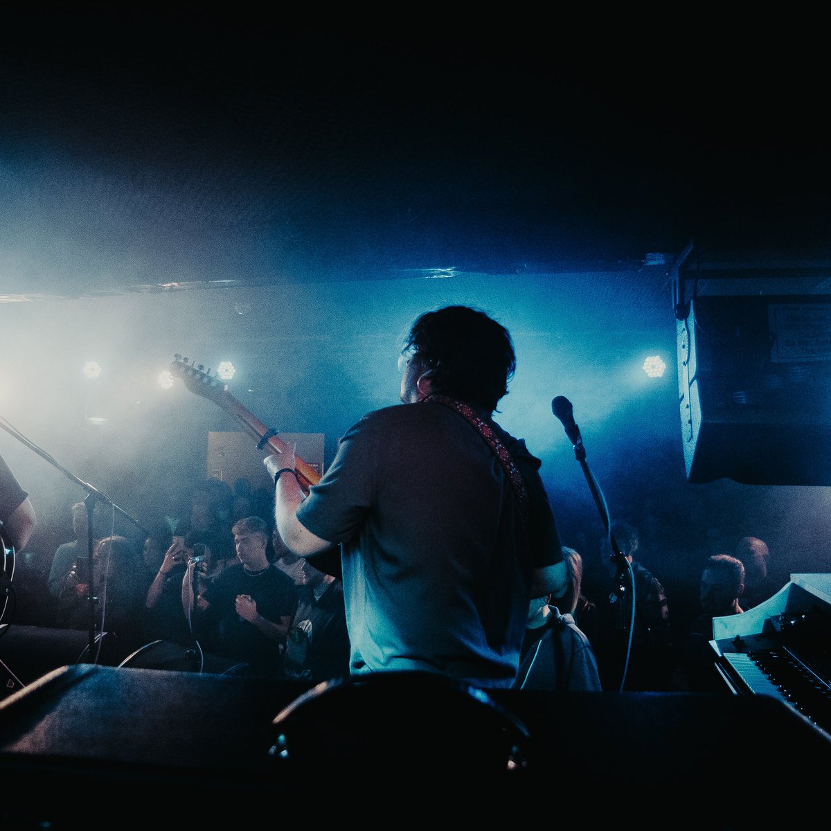 thank you so much to everyone who came down to the <a href="/exchangebristol/">Exchange Bristol</a> , what a way to finish the Particpation Trophy Tour 🏆💙

big love to everyone who came to a show, sang with us and bought some merch! hard to describe the post tour blues we’re feeling right now 🥲

📸 <a href="/cspcr/">CSPCR</a>