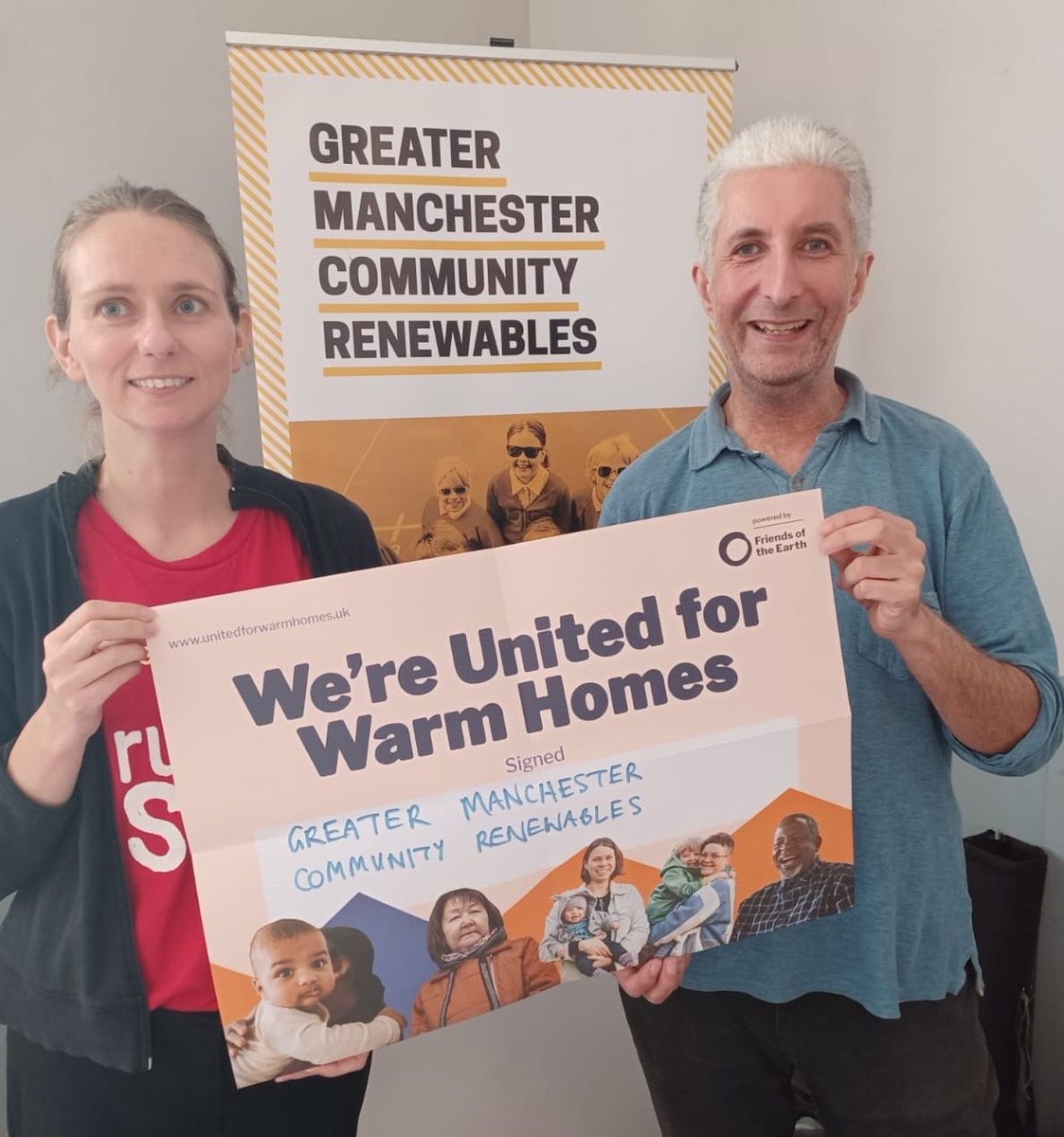The govt is cutting winter fuel payment for millions of pensioners💡⚡️
Since 2022 we’ve proudly supported <a href="/friends_earth/">Friends of the Earth</a> Warm Homes Campaign 🙌 calling for nationwide retrofit, a shift to renewables &amp; financial support for people struggling with bills
buff.ly/3No2feB