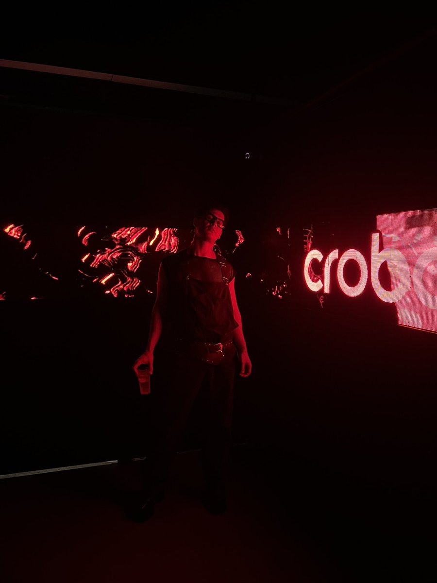 eljapiu's tweet image. #crobar con la @emiiolmedo ❤️‍🔥👹⛓️🔊⚡️