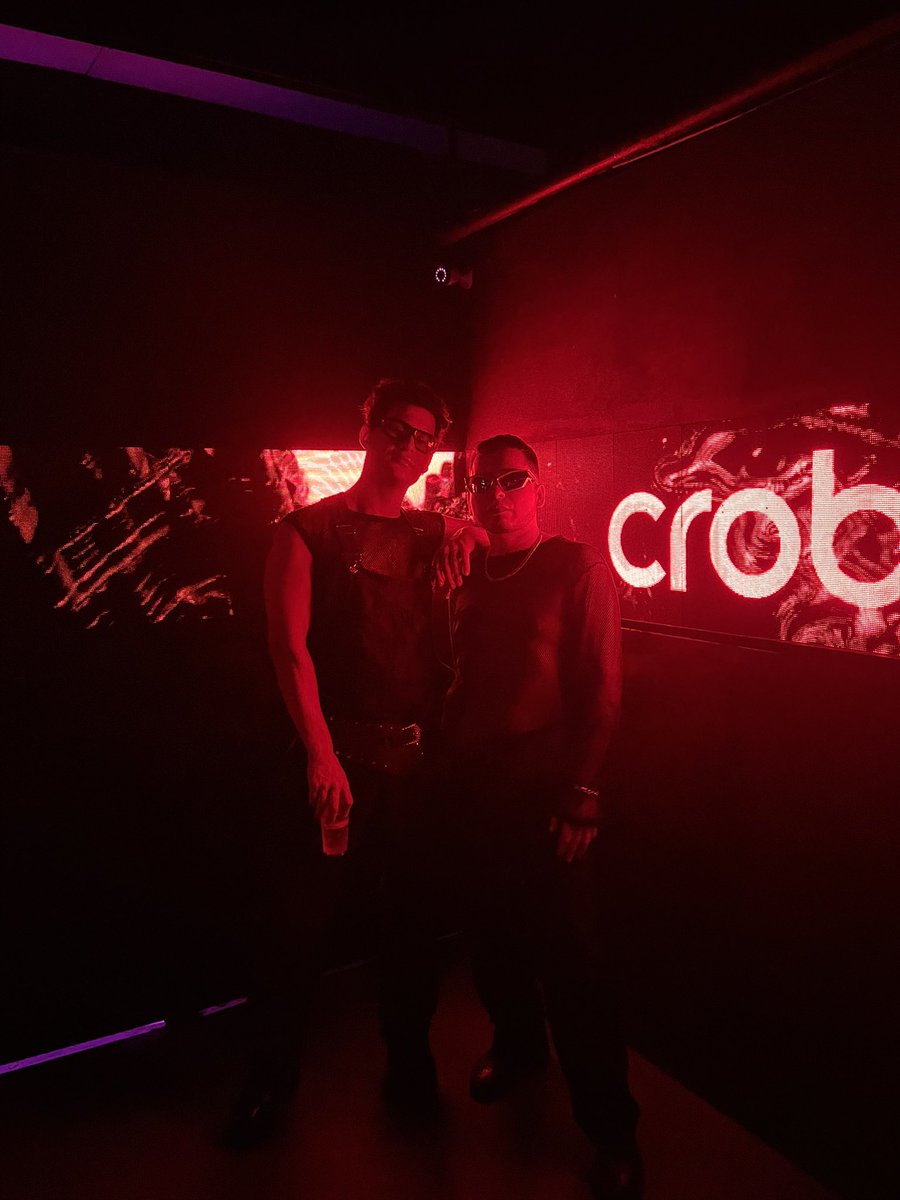 eljapiu's tweet image. #crobar con la @emiiolmedo ❤️‍🔥👹⛓️🔊⚡️