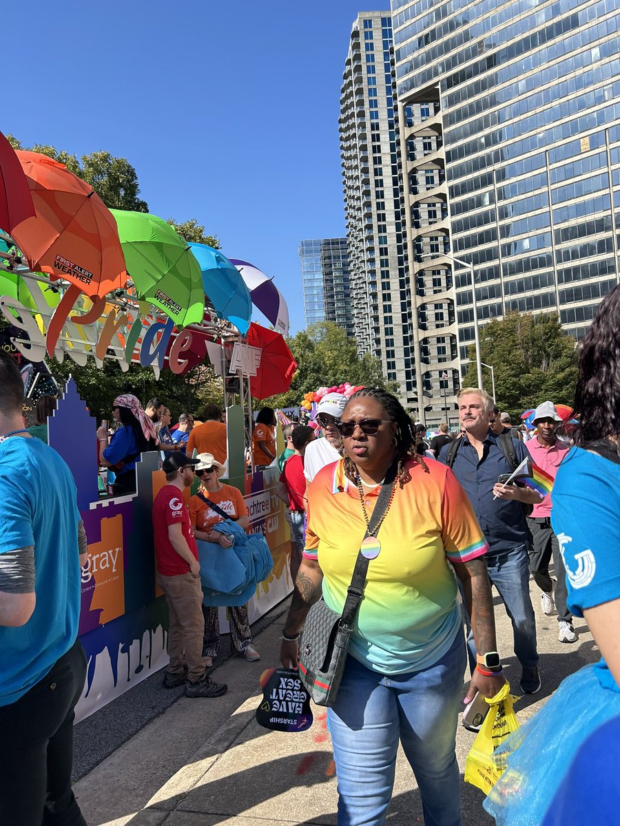 CutterMartin's tweet image. PARADE IS ABOUT TO START!

You can watch from home, too, at atlantanewsfirst.com/livestream/

#prideonpeach #atlpride