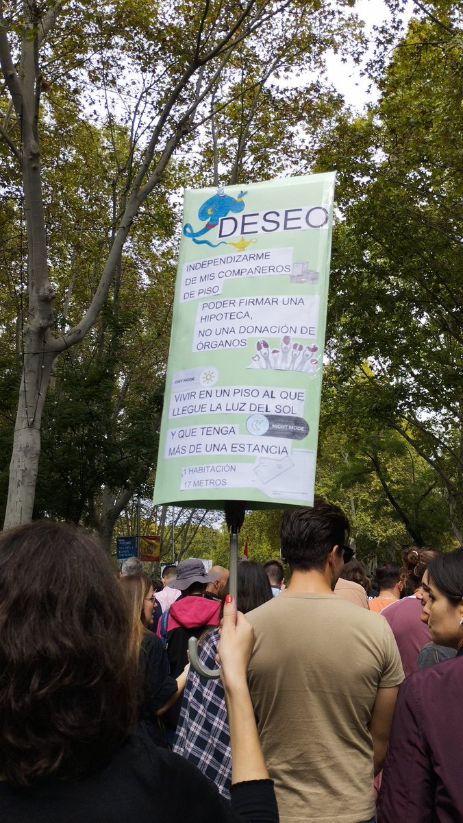 SancheezLuna's tweet photo. Que no se quede aquí, será la última vez que lo pidamos por las buenas.
#13O #SeAcabó #HuelgaDeAlquileres https://t.co/vCIYM2f0jw