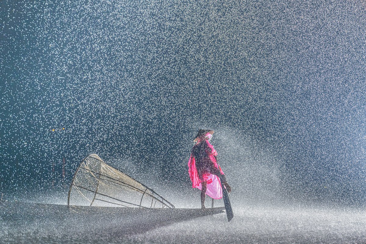 Who will be this year's Standard Chartered Public Favourite Weather Photographer of the Year?

Vote for Resilience in the Rain by Aung Chan Thar at rmets.org/weather-photog….