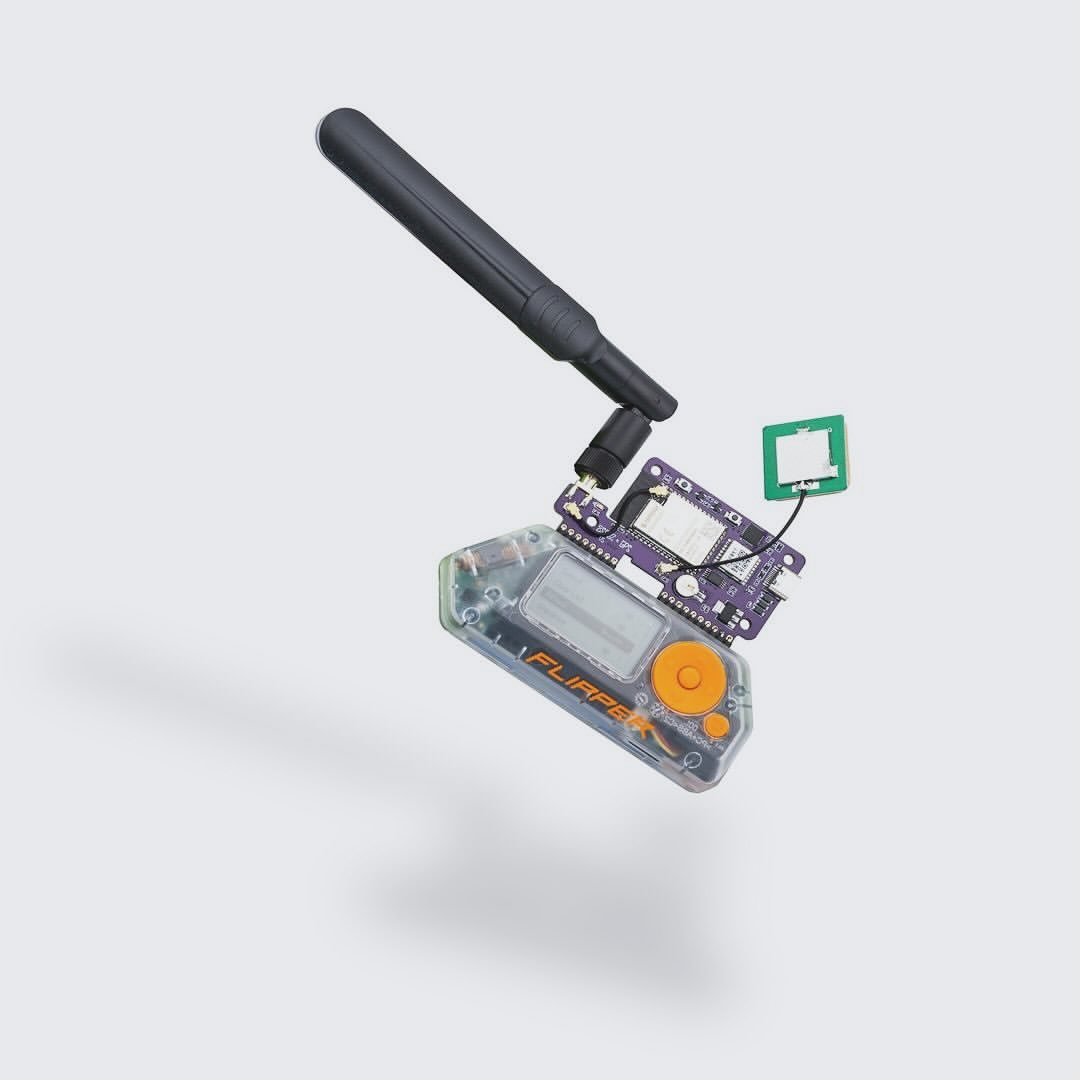 Bravehackx's tweet image. Dual touch v2

#esp32marauder #wardriving #whitehathacker #esp32 #flipperzero #pentesting #arduino #electronics #awok #awokdynamics