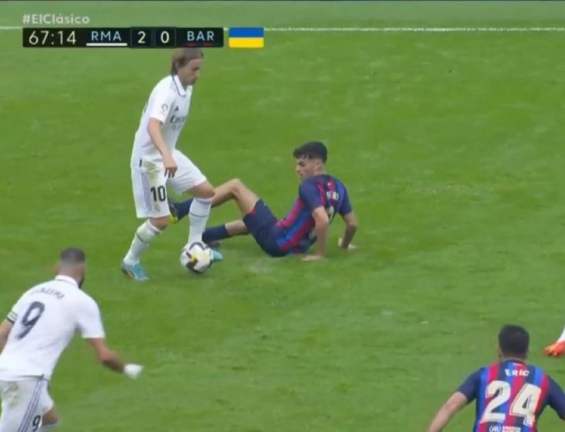 Nothing to say here, just Modric taking his dog for a walk