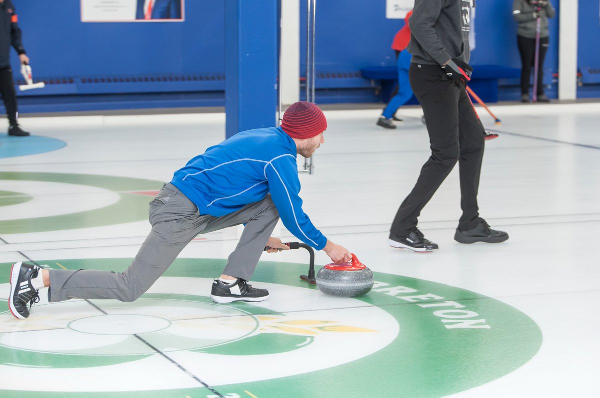 SydCurlingClub's tweet photo. 🥌The 2024/2025 season kicks off today, here's what we're excited for heading into this year:
✨ 6 full weekly leagues
✨ Our Learn to Curl program launching this Friday!
✨The return of Wheelchair Curling
✨Welcoming 50 new curlers and 40 second year members back! https://t.co/PQkrMDjfB8