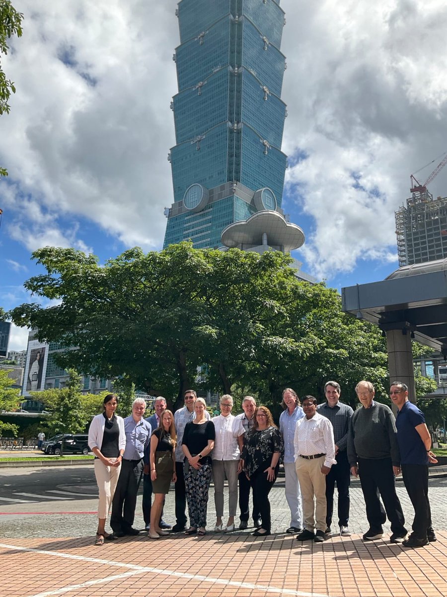 CPR Saves Life tweet media