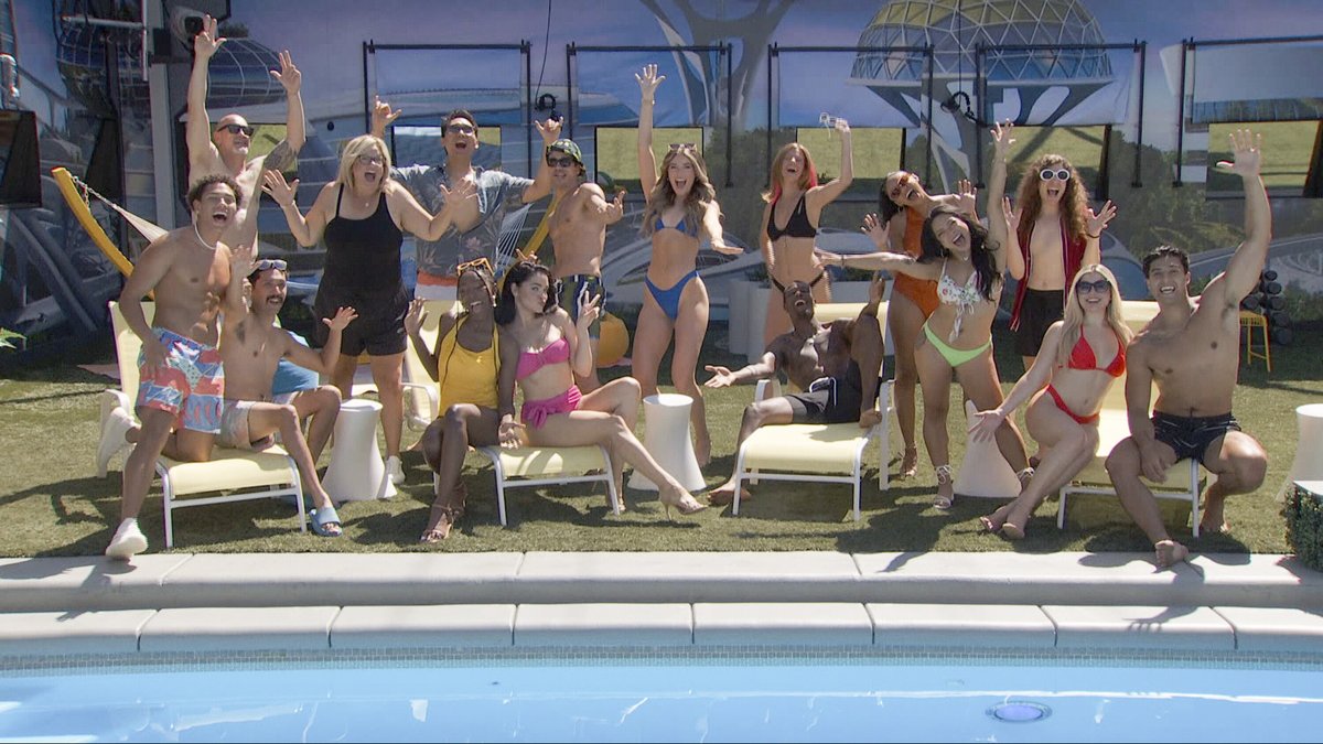 #BB26 is coming to an end. In the past 3 months we've had:
-The veto used in 11 out of 12 weeks
-One of the best twists in the show's history
-Two eviction vote flips
-The most conflict and rivalries in years
-Instantly iconic moments and characters

This spectacular season was