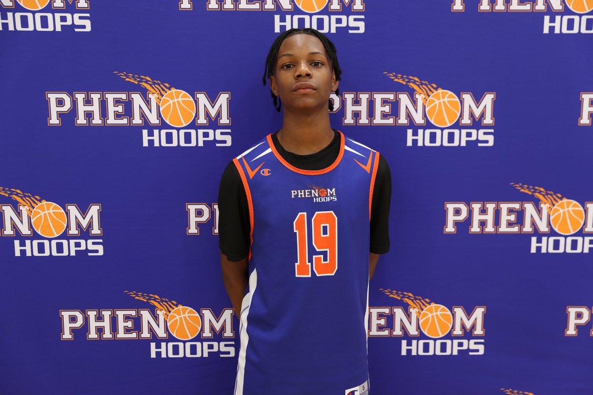Absolutely love the way 5’10 ‘28 AJ Morman (Southern Durham) approaches the game as a smart, crafty floor general. Takes care of the ball, unselfishly creates for others, and reliably defends the point of attack. Smooth scorer with pace and sharp vision #NCFreshman40
