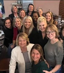 carrie_hruby's tweet image. Welcome to #VAESPChat 
Tonight we&apos;ll be chatting about building confidence in leadership!
Introduce yourself with a pic that makes you smile!
I&apos;m Carrie Hruby, Supt in O&apos;Fallon, IL and author of books Comfy Shoes &amp;amp; Keychains: Tips for Women in Leadership (2024) and Making…