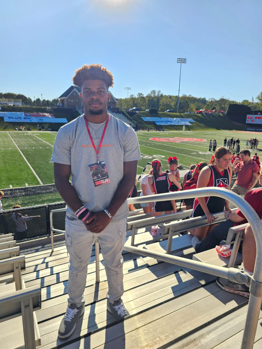 Jordan Conner (@jordanconner07) on Twitter photo Thank you <a href="/CoachTyYoung/">Ty Young</a> for the invite! Had a great gameday visit at <a href="/NGUFootball1/">North Greenville Football</a> loved the energy!!
@HBCFarrington <a href="/Stew2HUNT/">Stewart Hunt</a> Thank you <a href="/CoachTyYoung/">Ty Young</a> for the invite! Had a great gameday visit at <a href="/NGUFootball1/">North Greenville Football</a> loved the energy!!
@HBCFarrington <a href="/Stew2HUNT/">Stewart Hunt</a>