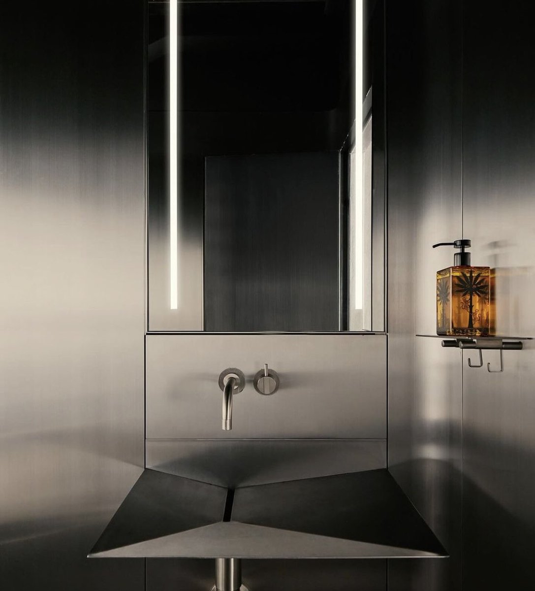 luusssso's tweet photo. Glass blocks and stainless steel is the interior combo I didn’t know I needed https://t.co/od89bjlbEY