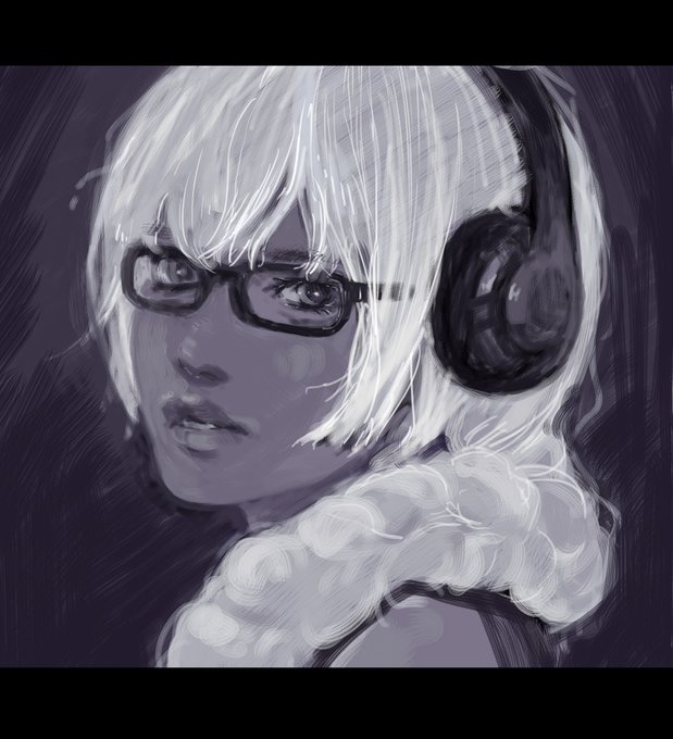 深海の遊撃隊の集積さん。…ゲームで出会う方だと何となくメガネと言ってしまうけど、こちらは集積さんと呼んでしまいそう。双方共に思うのは、やはり首に巻いたデカい三つ編みは感触が良さそうだなあ、ということ。 