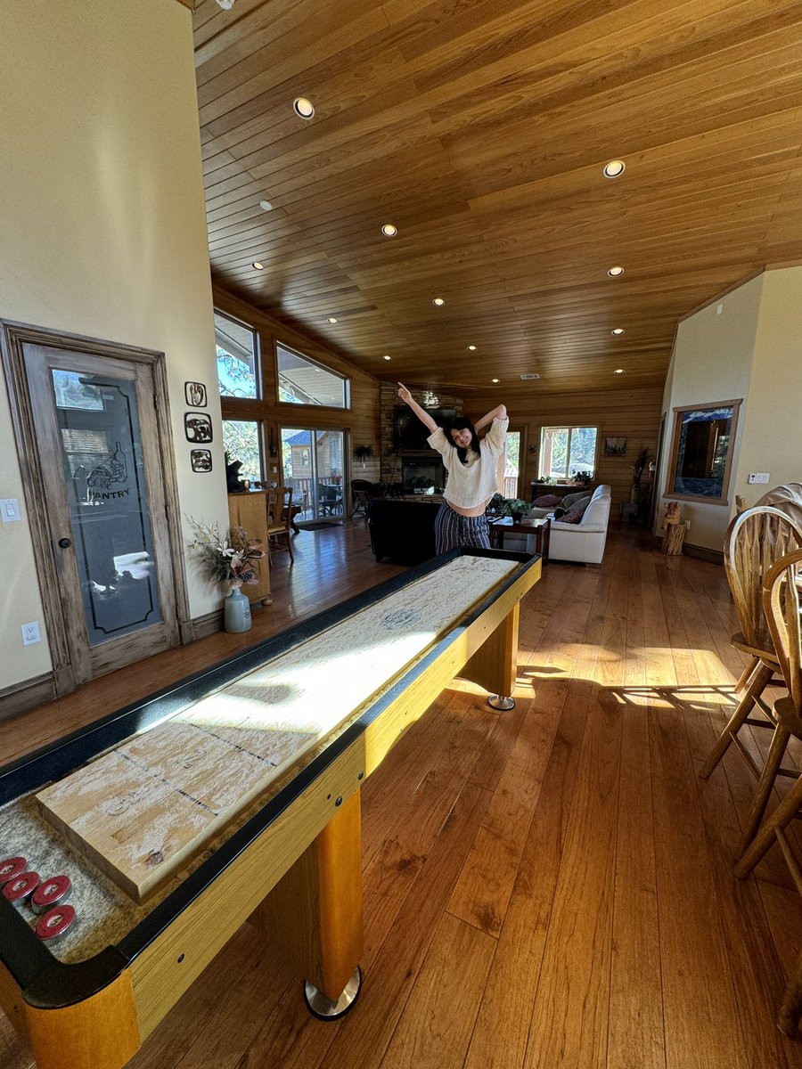 UNCLE 🏴‍☠️ EDDIE 🫵😹 tweet media