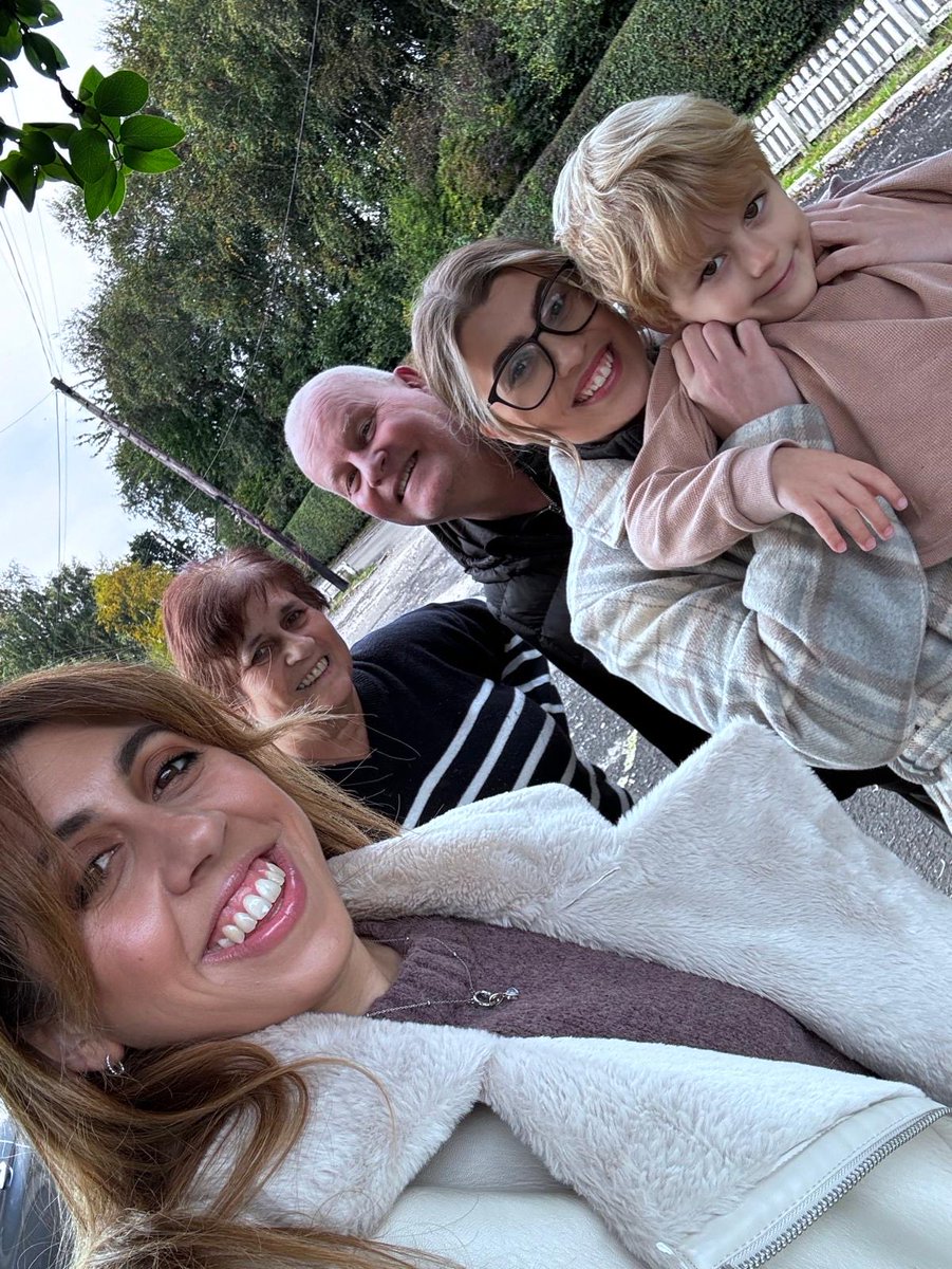 Simon King tweet media