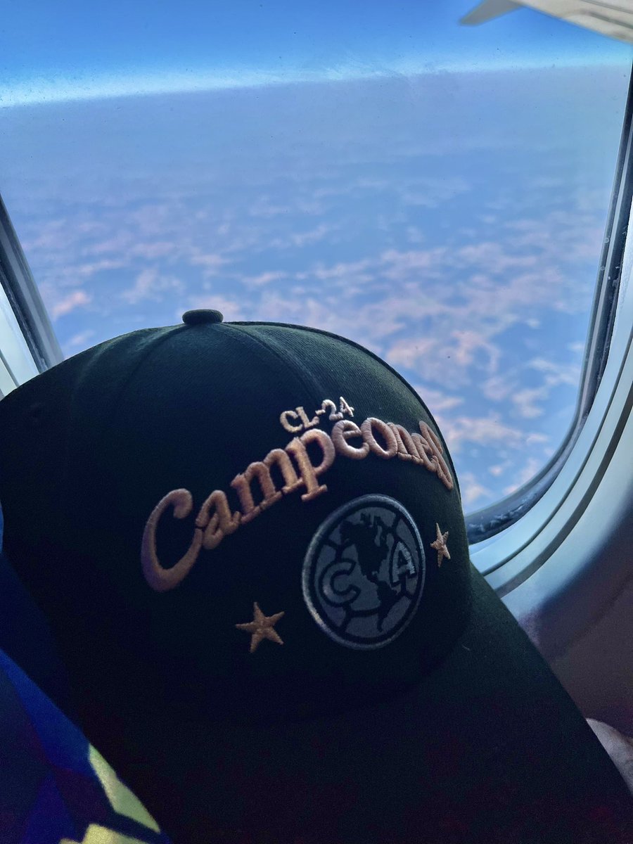 johncarp1916's tweet photo. ¡Volando alto con el BICAMPEÓN!
Llegamos a Houston para seguir festejando el 108 aniversario del @ClubAmerica
#LosDueñosDelGabacho
#LQME2P https://t.co/DD3wqKUQOz
