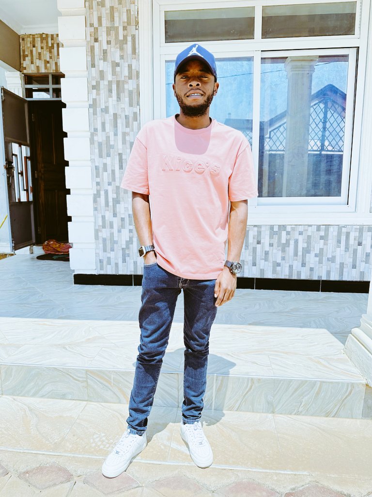 codestylez's tweet image. God's Timing is always the Best💸