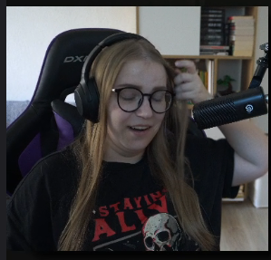 pasiklydauttv's tweet photo. Me seeing Pyramid Head on Silent Hill 2 https://t.co/9srnh61kda