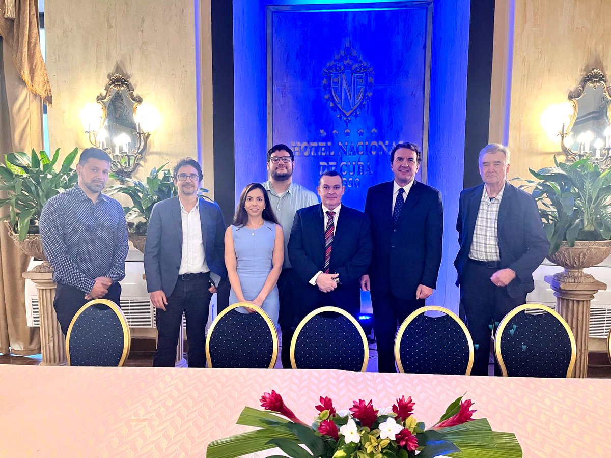 Cristobal Frutos (@chano_py) on Twitter photo 5th International HSCT Workshop in beautiful Cuba
Such warm hearted collegues with so much to share
With support from WBMT President <a href="/DamianoRondell1/">Damiano Rondelli</a> and of course <a href="/LABMT2/">LABMT</a> proud to be present
<a href="/CalixtoHernnd11/">Calixto Hernández</a> great physician awesome friend 5th International HSCT Workshop in beautiful Cuba
Such warm hearted collegues with so much to share
With support from WBMT President <a href="/DamianoRondell1/">Damiano Rondelli</a> and of course <a href="/LABMT2/">LABMT</a> proud to be present
<a href="/CalixtoHernnd11/">Calixto Hernández</a> great physician awesome friend